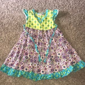 Adorable girls dress 👗💕💕